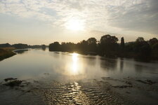Lever du jour sur la Loire à Amboise